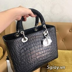 Chuyên sản phẩm da cá sấu , bóp, ví nữ, thắt lưng, bóp đầm ,túi xách.