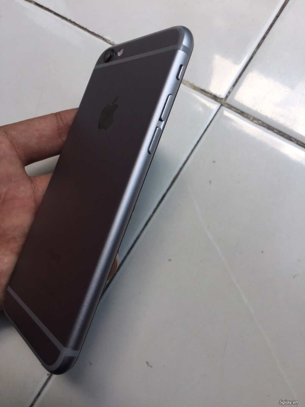 Cần bán Iphone 6s 16gb màu gray qte
