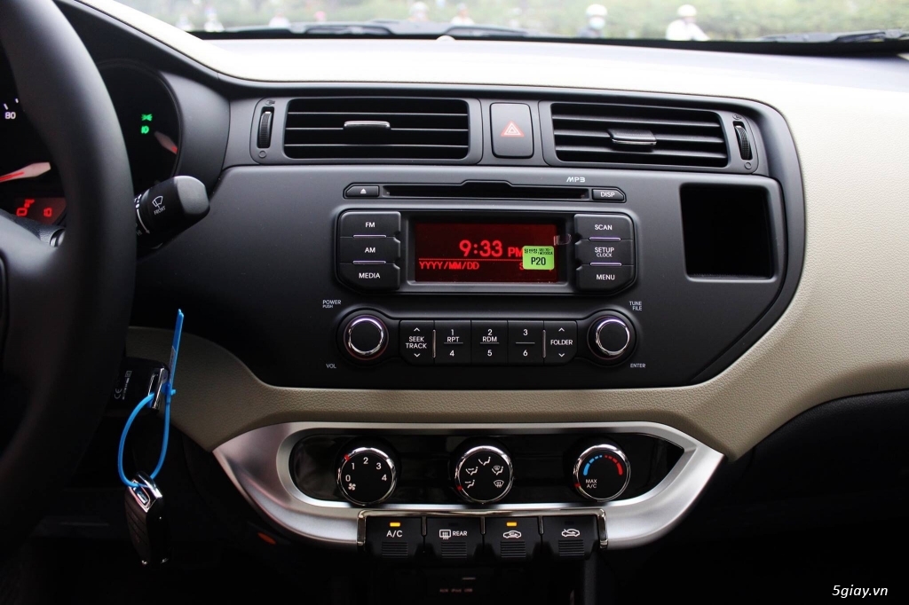 Kia Rio 2017 NHẬP KHẨU nguyên chiếc từ HÀN QUỐC - 4