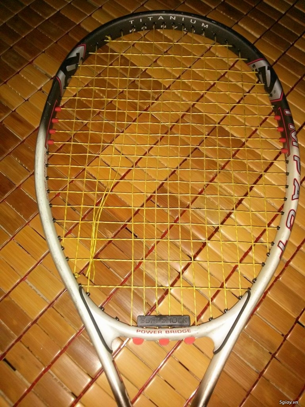 Raquette de tennis Wilson Blade 104 V9 L4