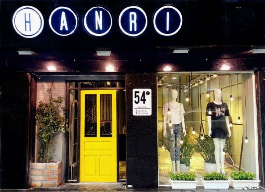 Cho thuê nhà mặt Phố Đường Thành -Hoàn Kiếm -HN– MT : 5m –  Giá 35 tr