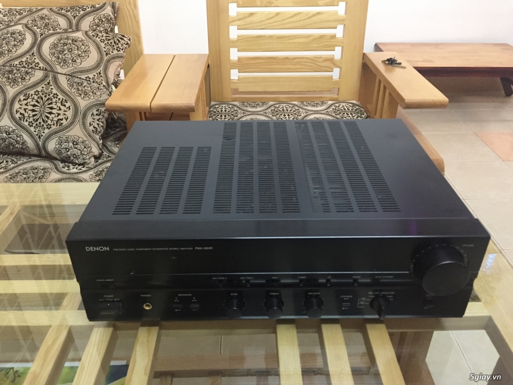 Amply Denon 680R - 4