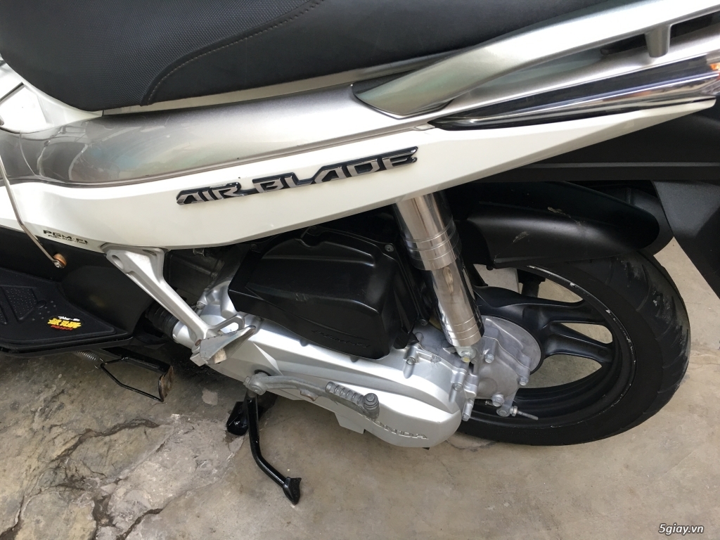 Xe aiblade 2011 zin 1 đời chủ... - 1