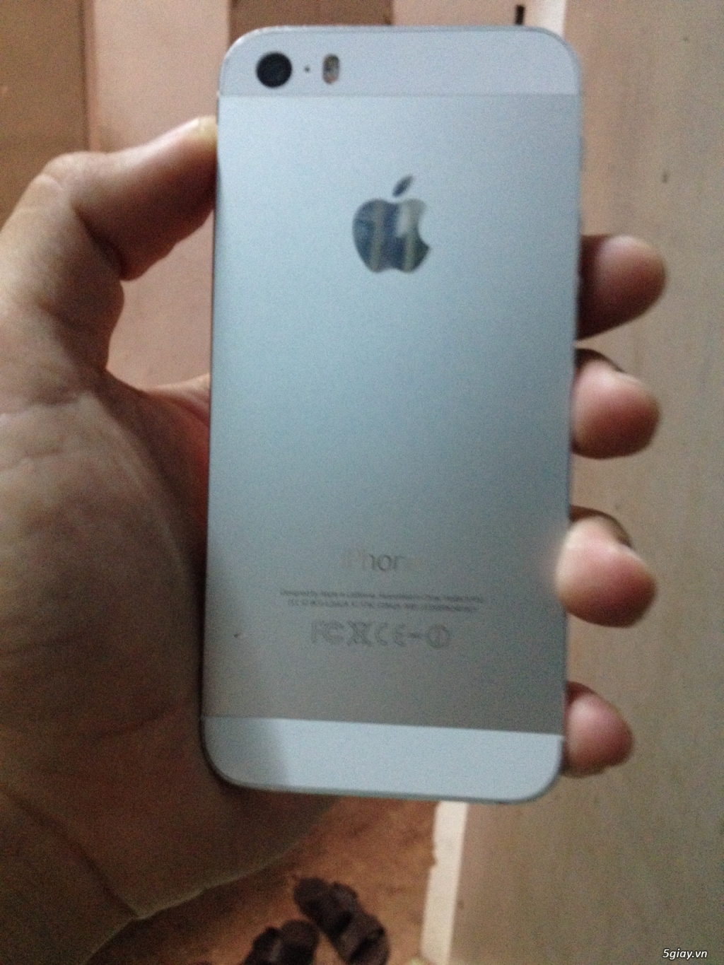 Cần tiền bán gấp iphone 5s quốc tế 16GB, màu trắng! - 2