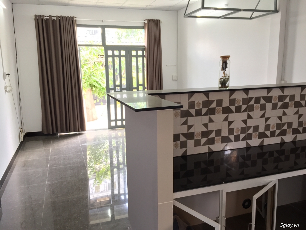 nhà sân vườn cấp 4 mới xây tại Thanh Đa mát mẻ - 2
