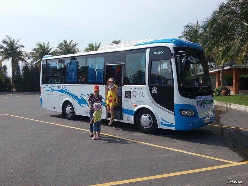 Cho thuê xe chạy tháng đưa rước CB-CNV-HS 2015 ~ 2017 ( kí 3-4 năm xe - 2