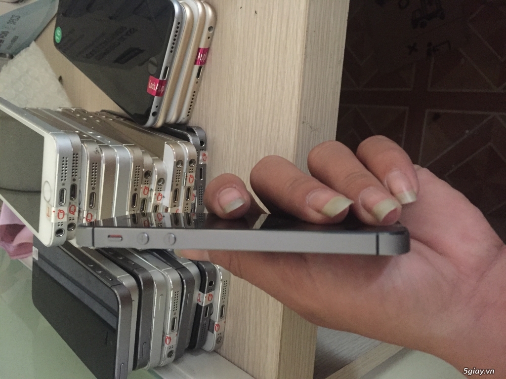 iphone 5s 16g quốc tế máy zin 98% - 3