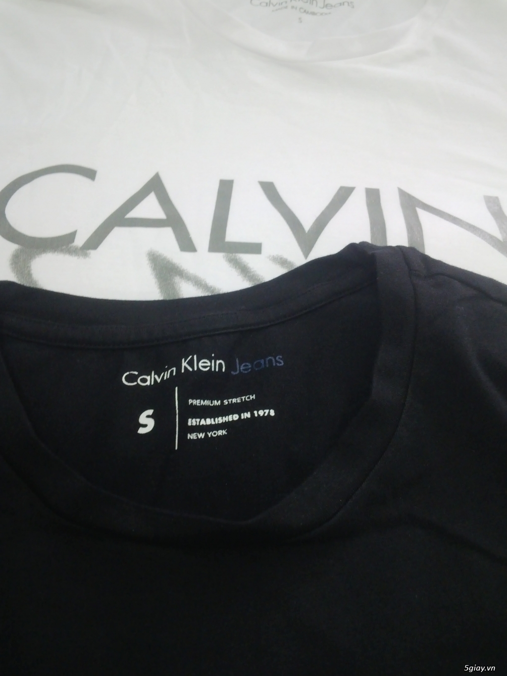 Áo thun Calvin Klein chính hãng - 5