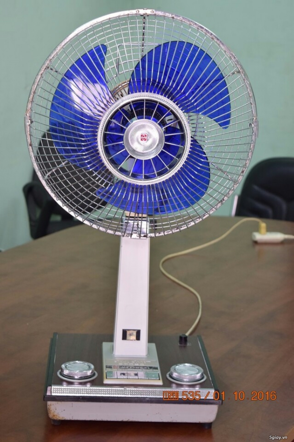 Quạt national Vương miện - 35