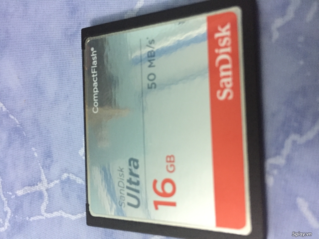 cần bán thẻ nhớ  CF Sandisk ultra 16gb 333x toc do 50mb/s