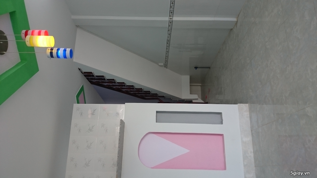 Nhà mới 1 lầu, nở hậu kế bên chợ Hưng Long ra Nguyễn Văn Linh 6 phút - 1