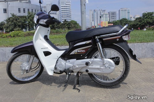 Giá xe Honda Dream EX5 ở Malaysia