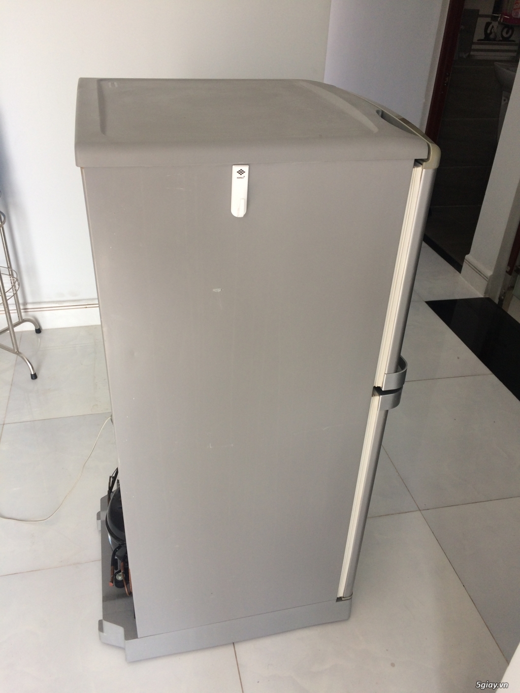 Hóc Môn nhà dư xài cần bán tủ lạnh 2 ngăn không đóng tuyết  125l 95% - 4