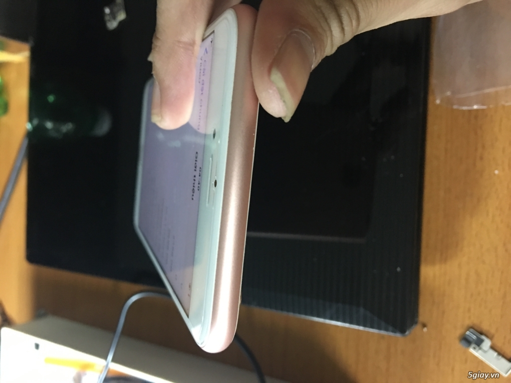 Ip6s plus 32gb like new VN/A. Còn bh 12/2017 - 1