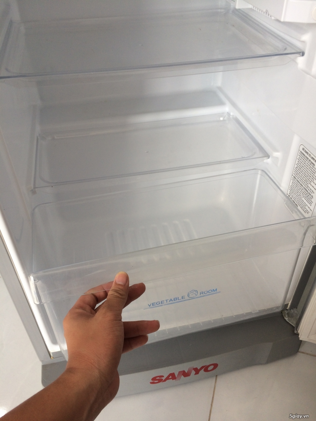 Hóc Môn nhà dư xài cần bán tủ lạnh 2 ngăn không đóng tuyết  125l 95% - 12