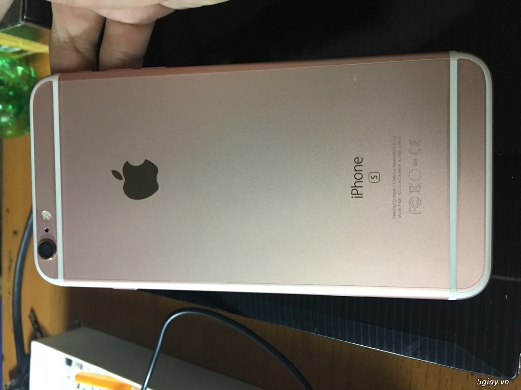 Ip6s plus 32gb like new VN/A. Còn bh 12/2017 - 2