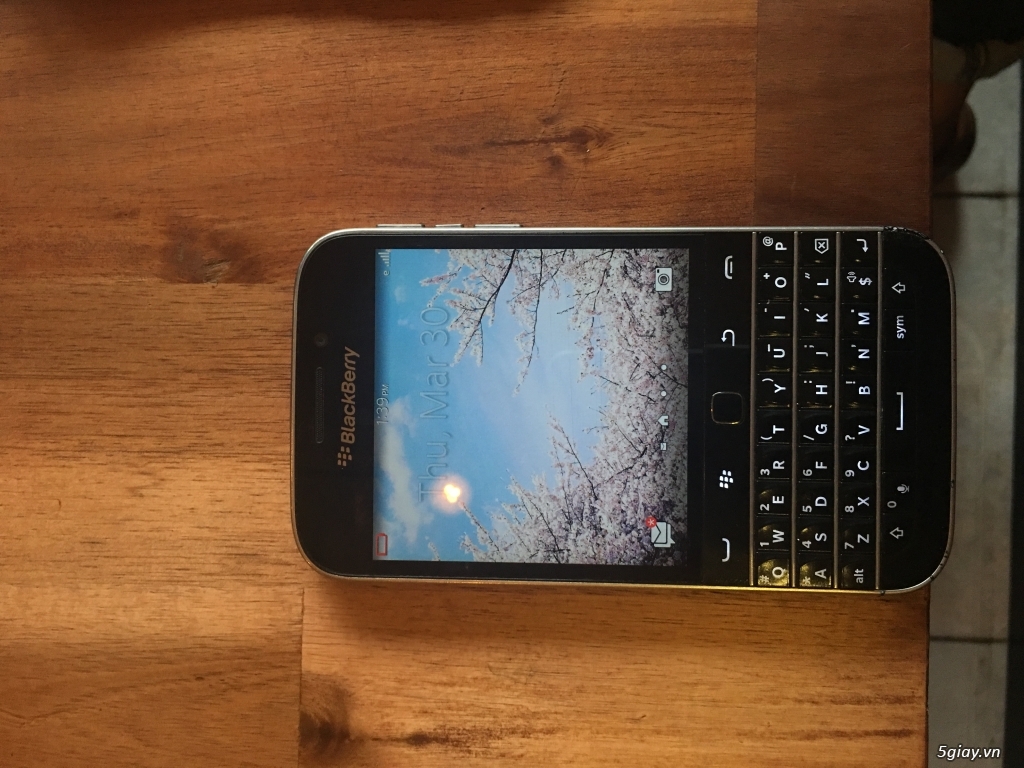 Blackberry Classic full zin bản có camera