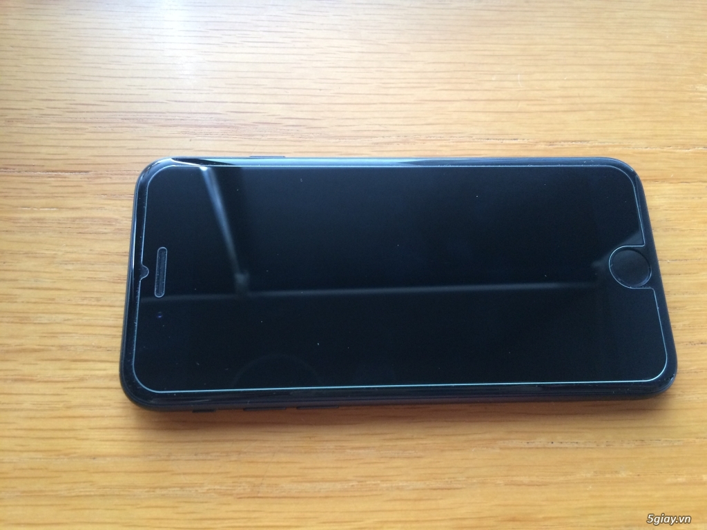 Iphone 7 256gb màu đen nhám, phiên bản quốc tế, xách tay từ Mỹ