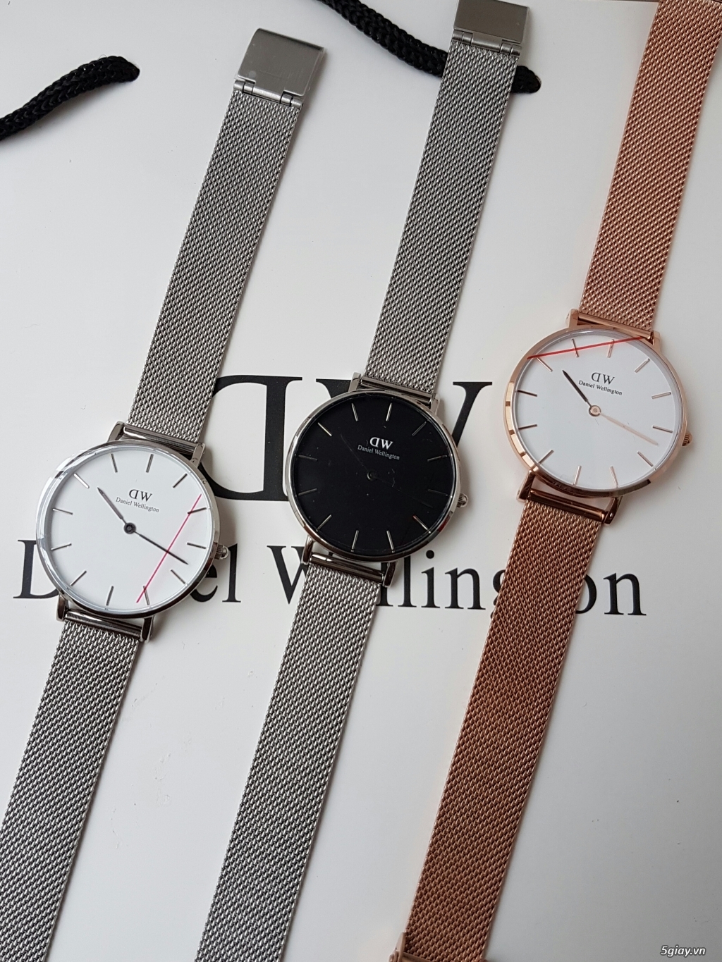 Đh Nam Nữ chính hãng hiệu Daniel Wellington mới 100% Full Box giá cực tốt - 70