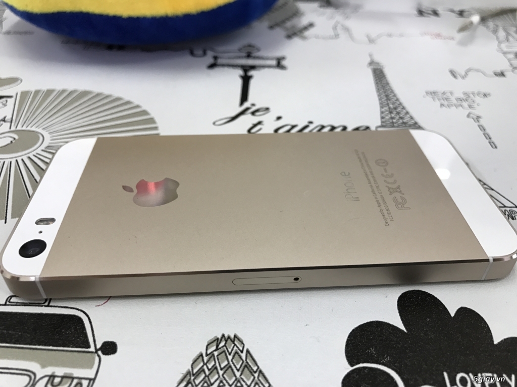Cần bán 1 đt iPhone 5s 16gb quốc tế gold zin like new xài kỹ 2,8tr