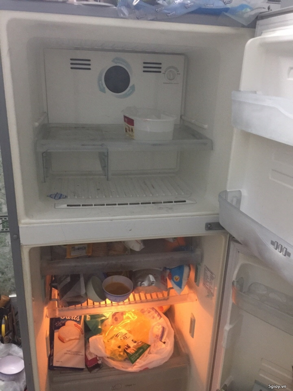 Tủ lạnh Electrolux 206l - 1