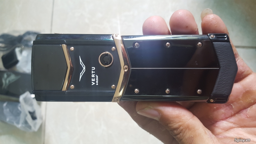 Vertu Signature S - 2