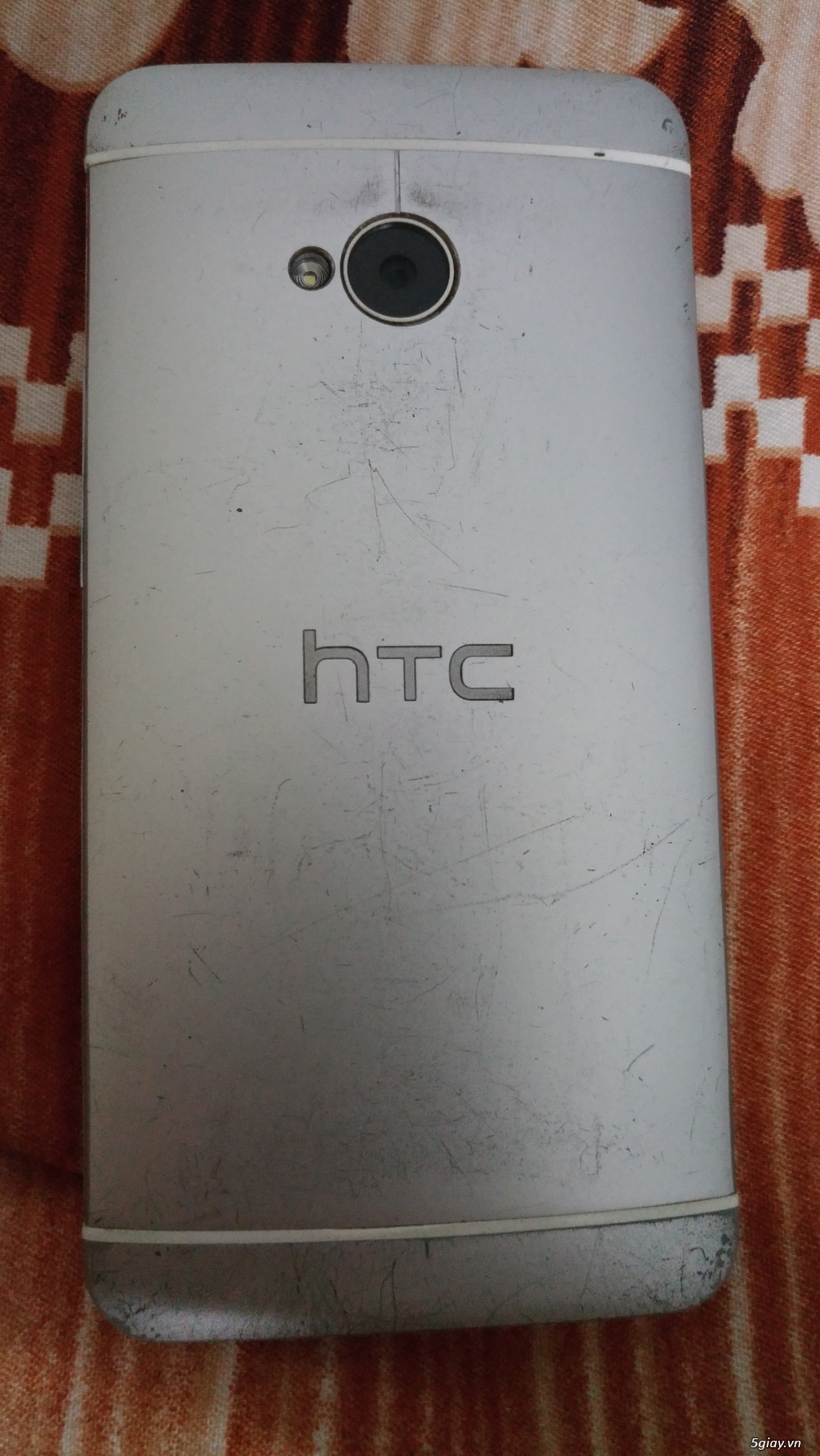 HTC M7 800K , 626G + 1TR6 - 1