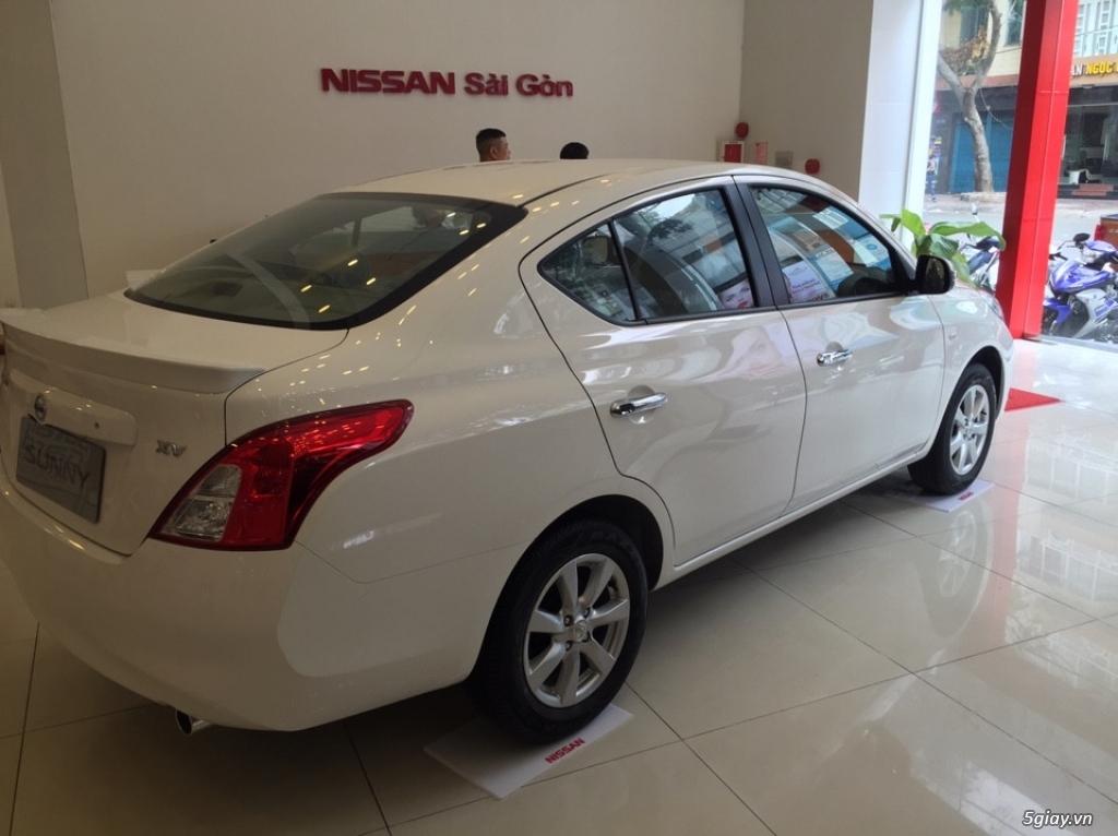 Nissan Sunny XV số tự động giá 528tr, xe mới 100%.... LH 0932.647.874 - 9