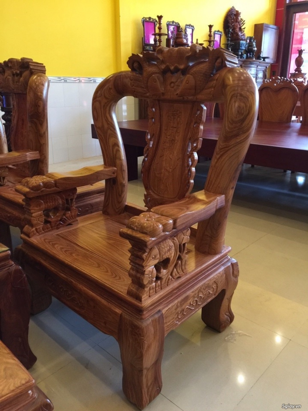 Bộ bàn ghế chạm Cá Chép gỗ hương tay 12- BBG18 - 2
