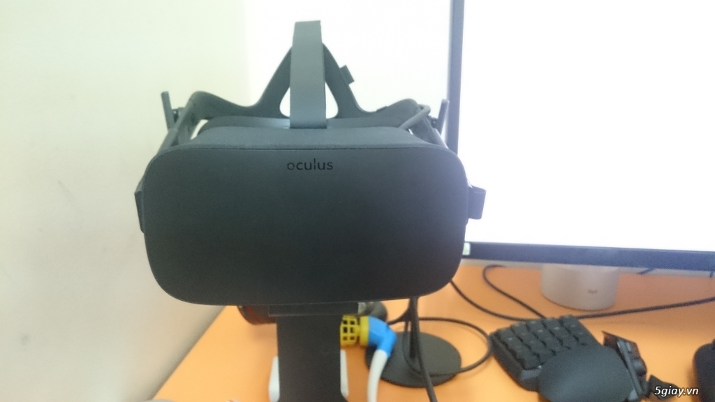 Oculus rift+touch fullbox!