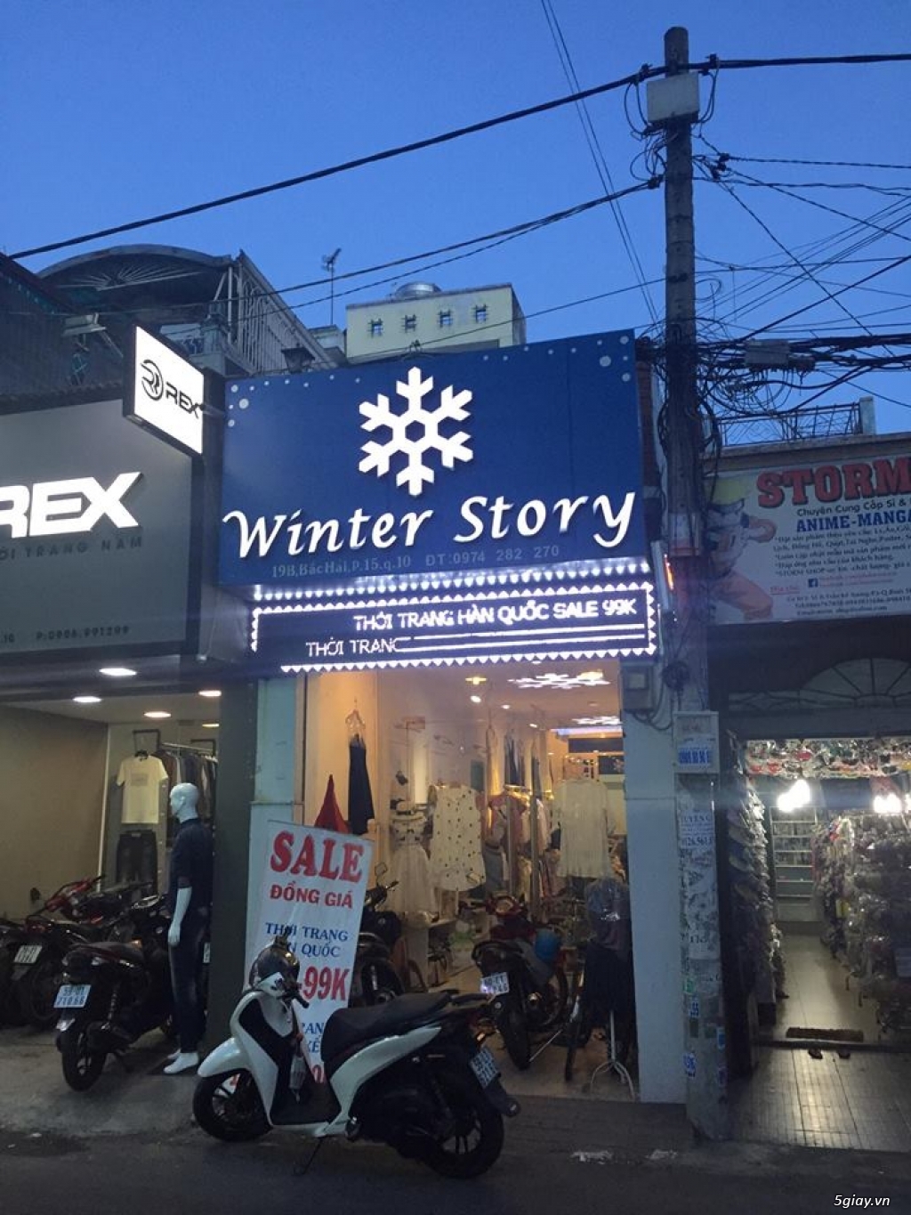 Cần sang nhượng Shop thời trang khu mua sắm đông đúc .