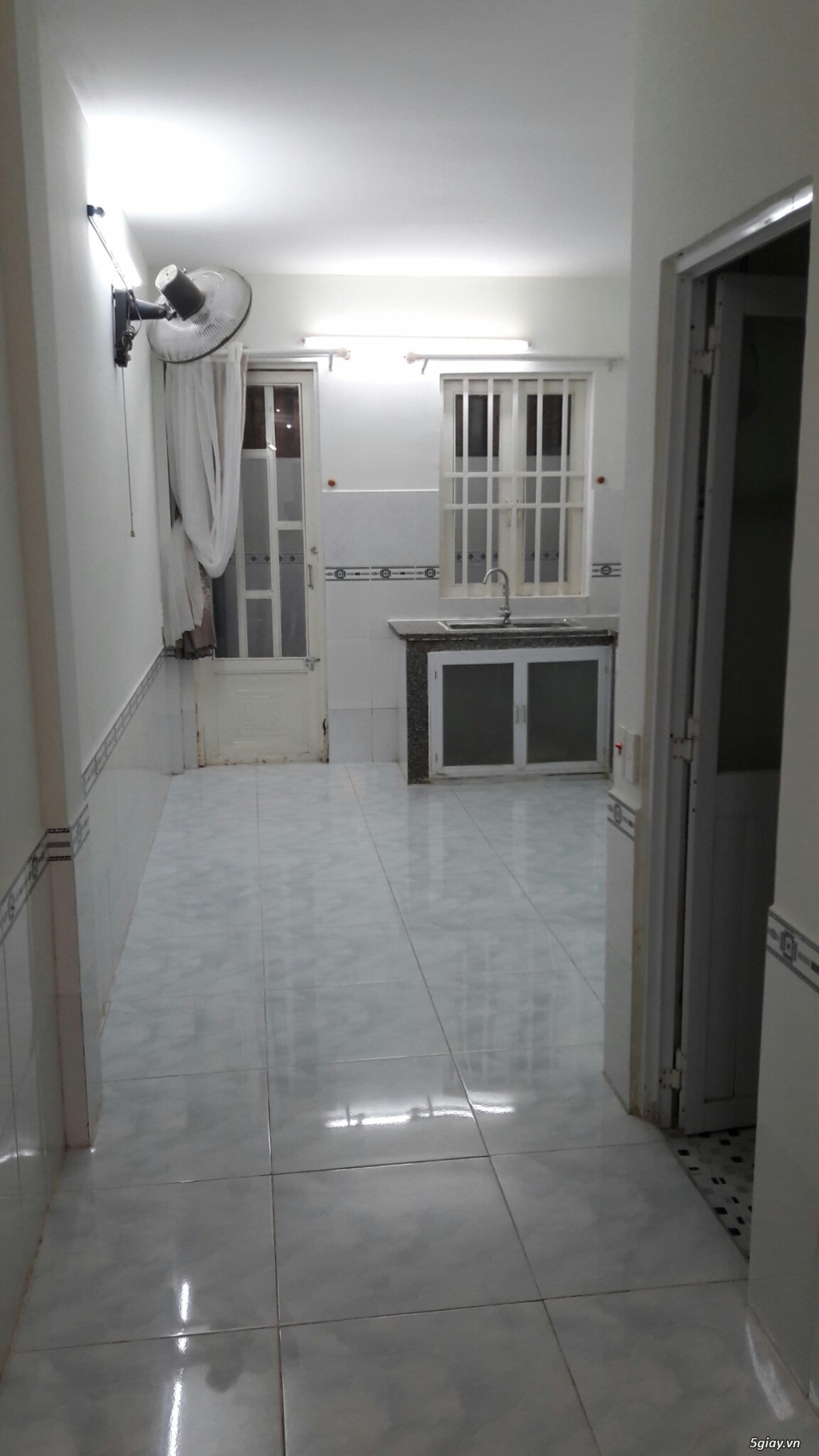 Cho thuê nhà đuờng Lê văn lương ,nhà đúc,hẻm xe hơi. - 3