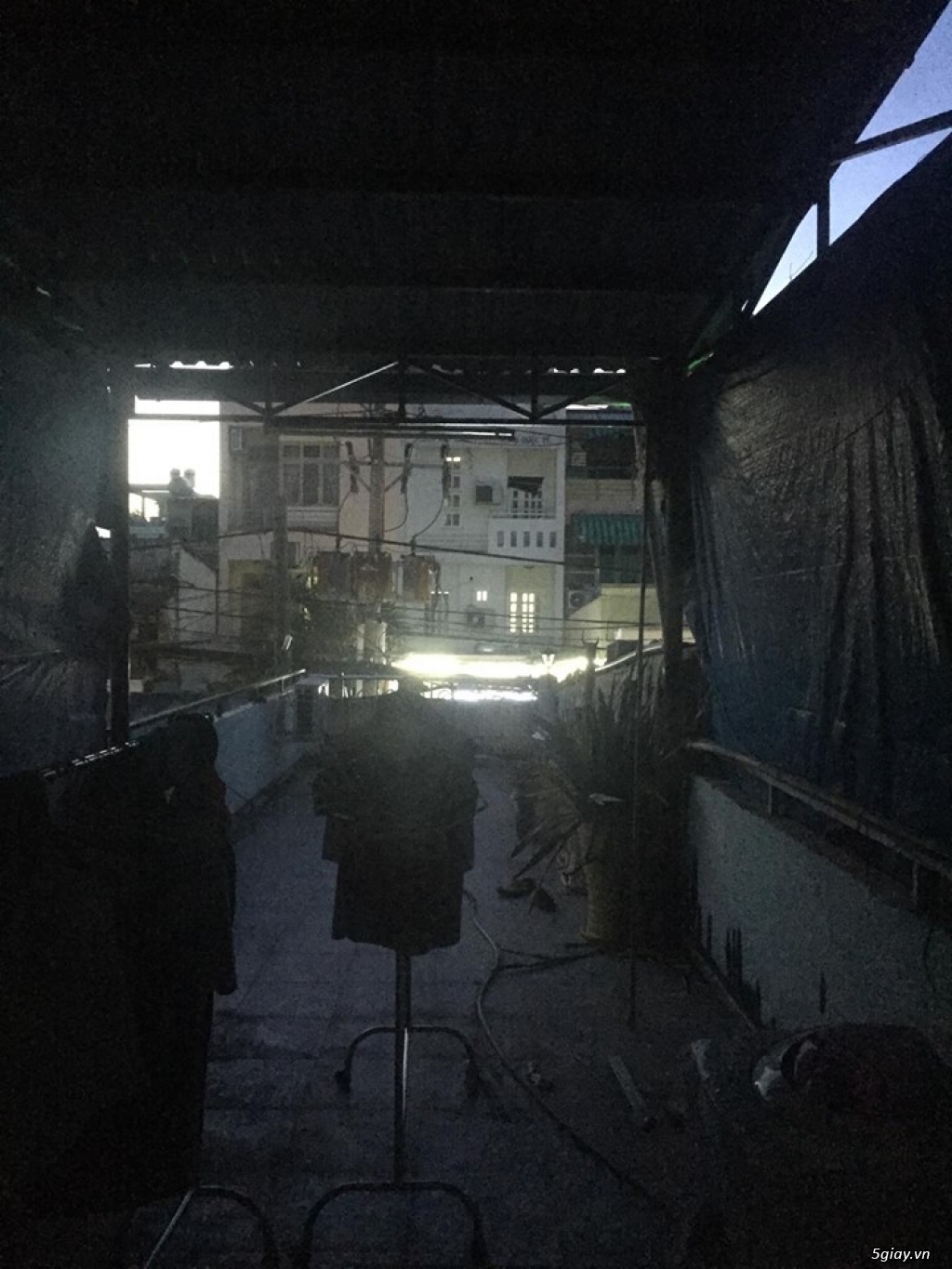 Cần sang nhượng Shop thời trang khu mua sắm đông đúc . - 4