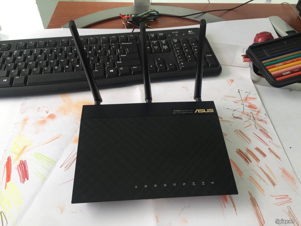 Router Asus RT-AC66U 95% - 2