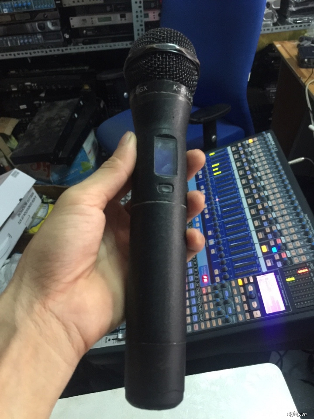 Mic không dây karaoke UGX9 II và đầu mic rời cho ae