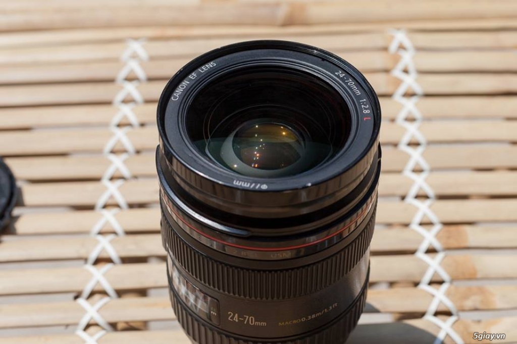 Thanh lý Canon EF 24-70mm f/2.8L USM Lens.