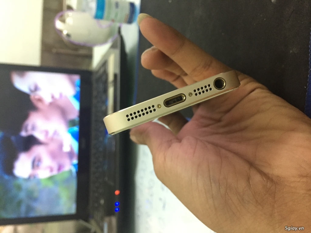 Iphone 5s Gold 16Gb quốc tế - 1