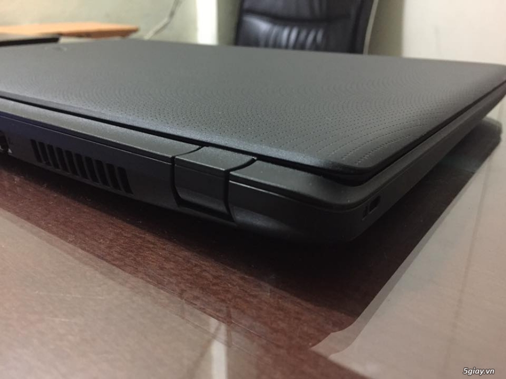 Bán laptop Acer ES1-15 572