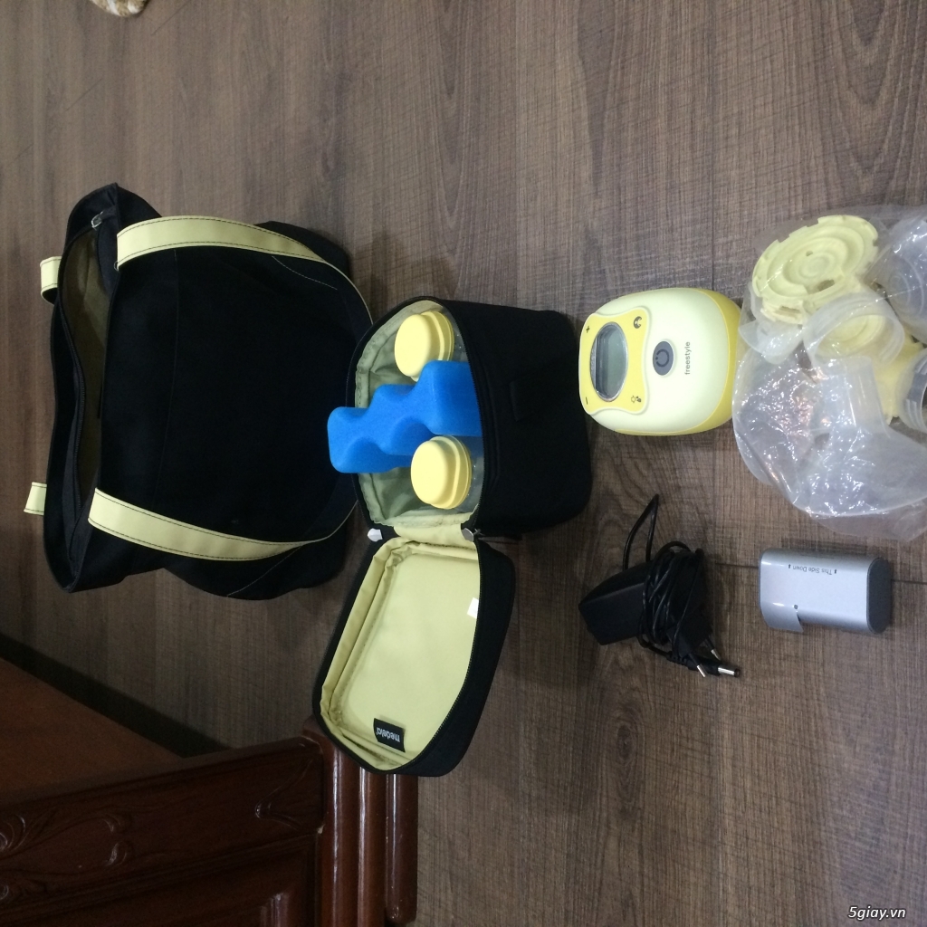 Máy hút sữa Medela double freestyle - 2