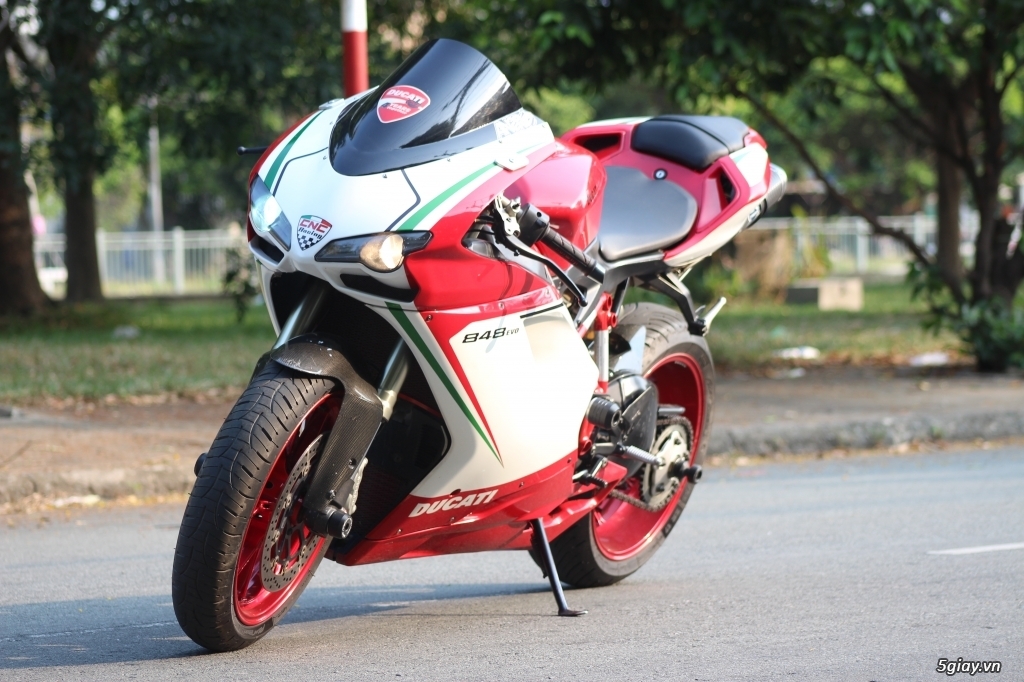 Cần bán chiếc Ducati 848 Evo