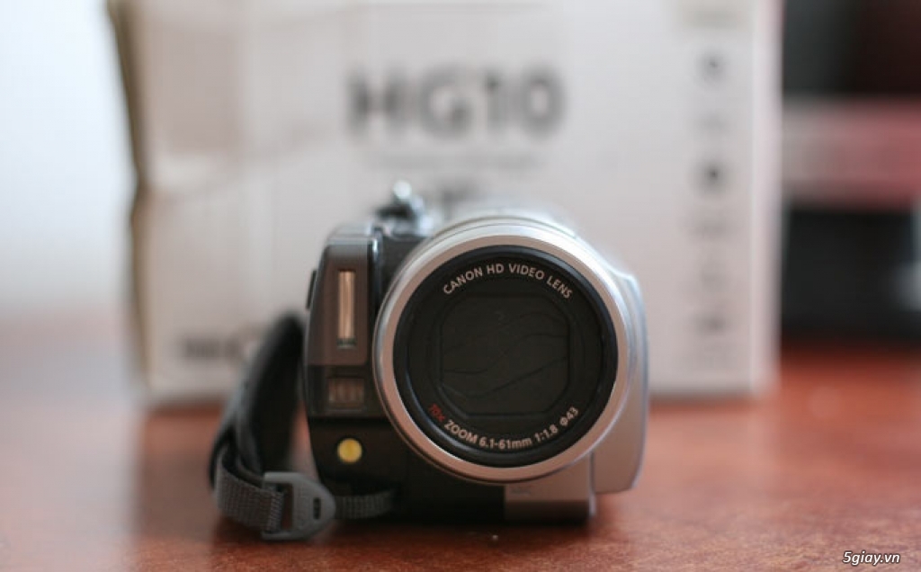 Bán máy quay (camcorder) HDD full-HD CMOS Canon HG10 Fullbox - 1