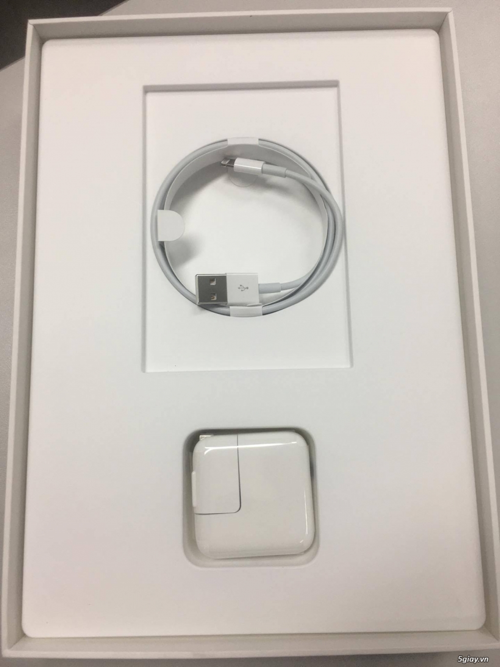 BÁN IPAD AIR 2 WIFI 128G FULLBOX BẢO HÀNH 1 NĂM.