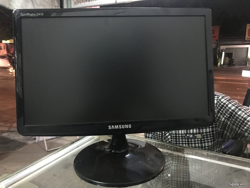 Màn hình samsung lCD19 wide đẹp 750k