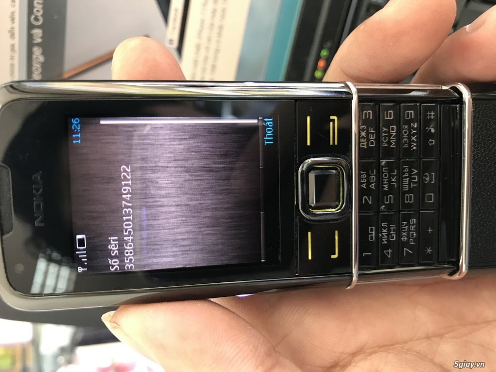 Bán Nokia 8800e màu đen - 4