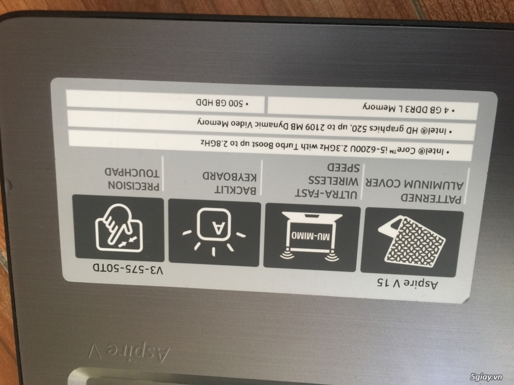 Bán laptop acer v3-575 - 3