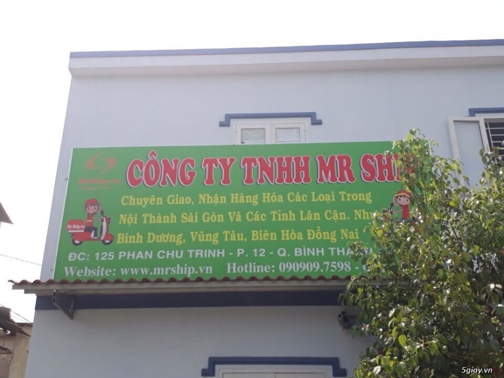 Công ty Mr Ship đang cần tuyển 100 nhân viên giao hàng.