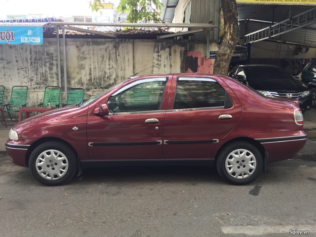 Fiat Siena HLX 2003 - 2