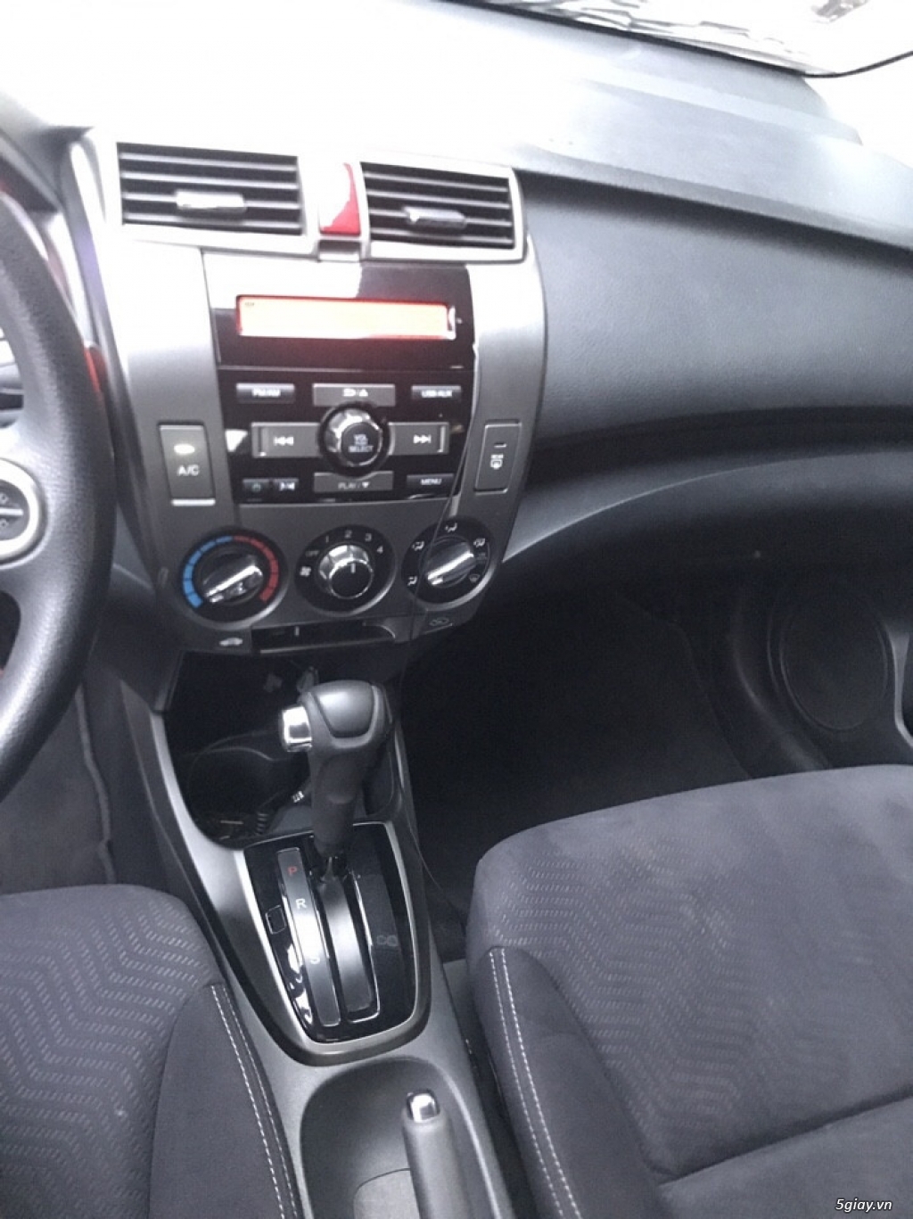 Honda City 2014 màu đen, số tự động,Tp.HCM - 7