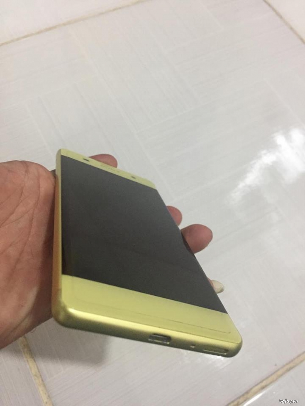 Sony XA F3116 vàng - 2
