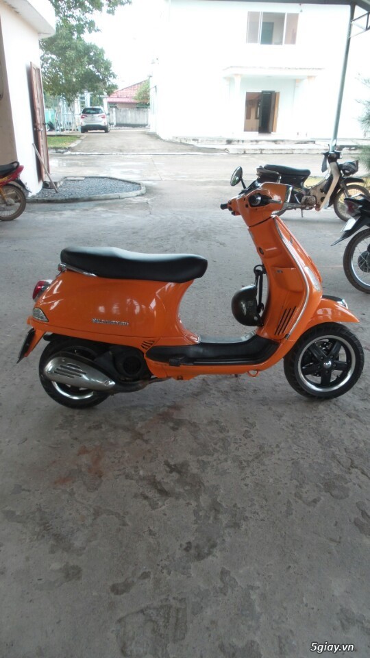 vespa S - 2